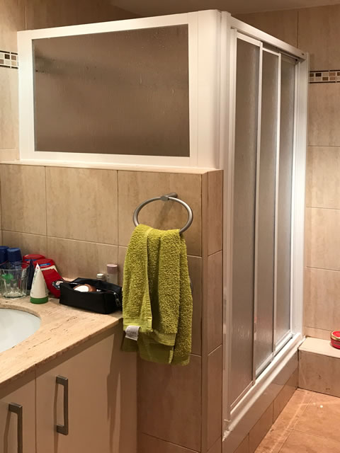 con fijo sobre murete