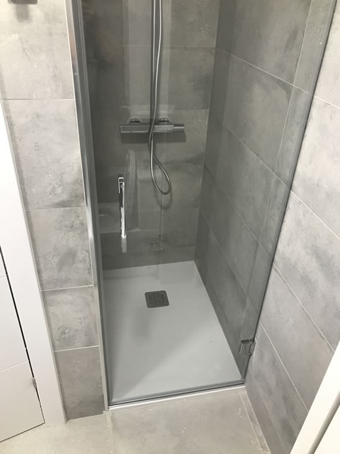 1 hoja abatible apertura exterior