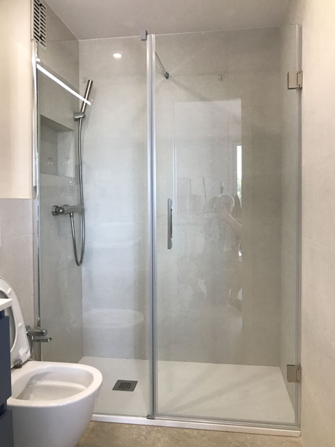 Fijo 60 cm + puerta 70 cm