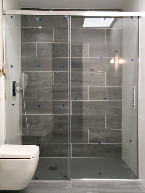 Frontal ducha o baño 1 fijo + 1 hoja corredera