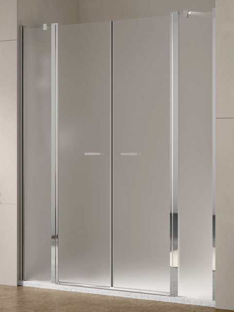 Mampara frontal 2 fijos + 2 puertas abatibles en cristal mate