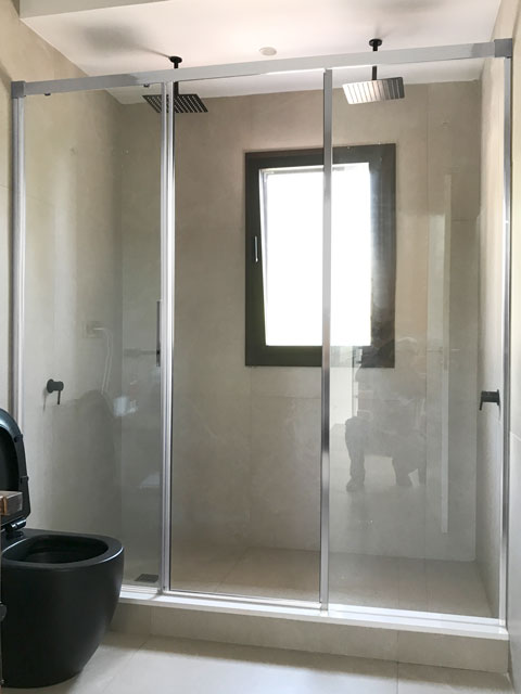 mampara recién montada