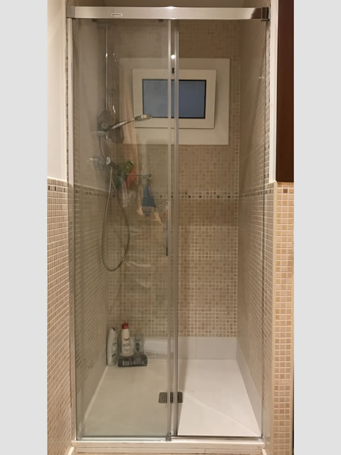 1 fijo + 1 puerta corredera con nuevo tirador