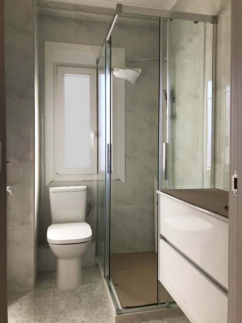 2 fijos y dos correderas abierta